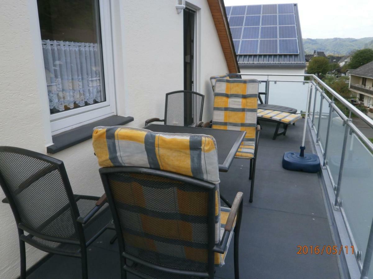 Fewo Moselblick Appartamento Ernst Esterno foto