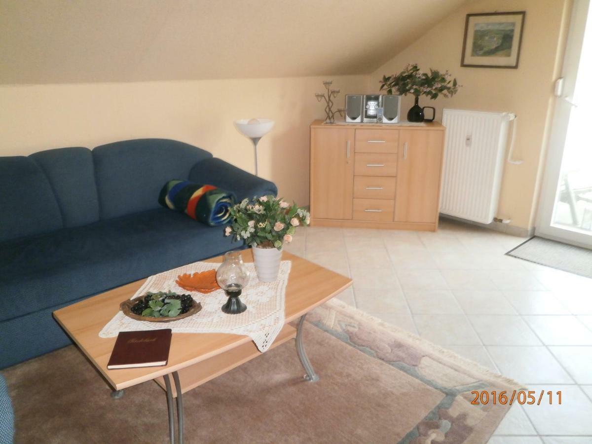 Fewo Moselblick Appartamento Ernst Esterno foto